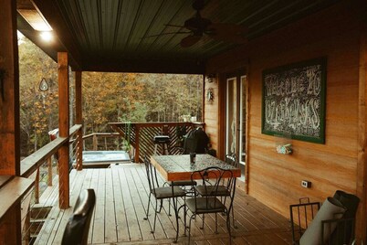 Mt. Sherman Cabin - Ozark Mountains