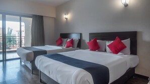 Room - Capital O 66172 Discover Resorts Karjat (Karjat)