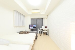 1 bedroom, blackout curtains, iron/ironing board, free WiFi - IBASHO Shibuya Dogenzaka 311 (Tokyo)