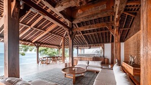 Unclassified image, 4 of 26, button - Villa Victoria Nusa Penida (Penida Island)