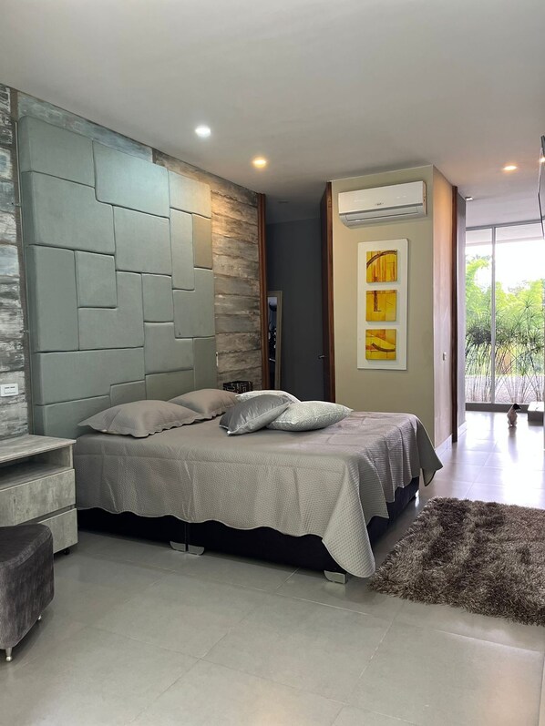 Superior Double Room | Bed sheets - Casa Luz Hospedaje Campestre (Pereira)