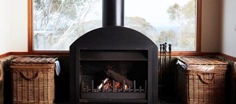 Cloud 9 Alpine Lodge