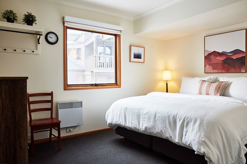 Cloud 9 Alpine Lodge — image 13