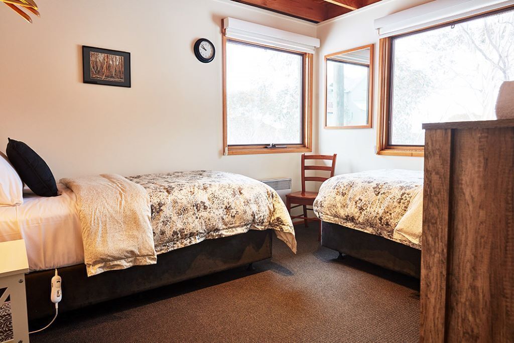 Cloud 9 Alpine Lodge — image 15