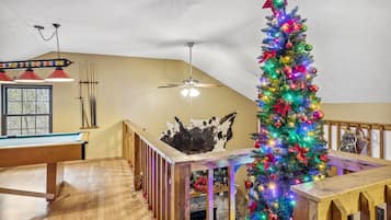 Cabin, 3 Bedrooms | Interior