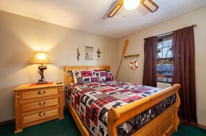 Cabin, 3 Bedrooms | 3 bedrooms, free WiFi