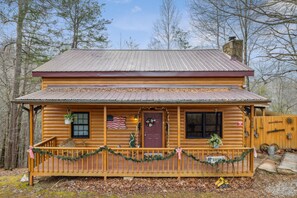 Cabin, 3 Bedrooms | Exterior