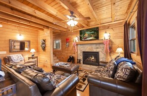 Cabin, 2 Bedrooms | Living room | Smart TV, video game console - Something Extra 2 Bedroom Cabin by RedAwning (Sevierville)