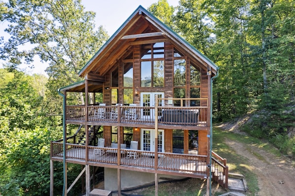 Chalet rustique, 3 chambres | Extérieur