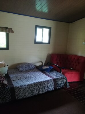 2 室のベッドルーム、WiFi