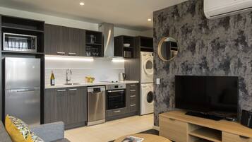 2 bedrooms, premium bedding, individually decorated