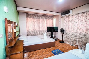 Deluxe Double Room | Desk, free WiFi