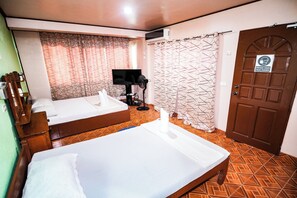 Deluxe Double Room | Desk, free WiFi - Gracia's Inn Boracay (Boracay Island)