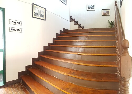 3BU Hostel Gov Pack Upper Session