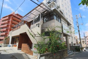 Front of property - SAKURAYA kokusaidori (Naha)