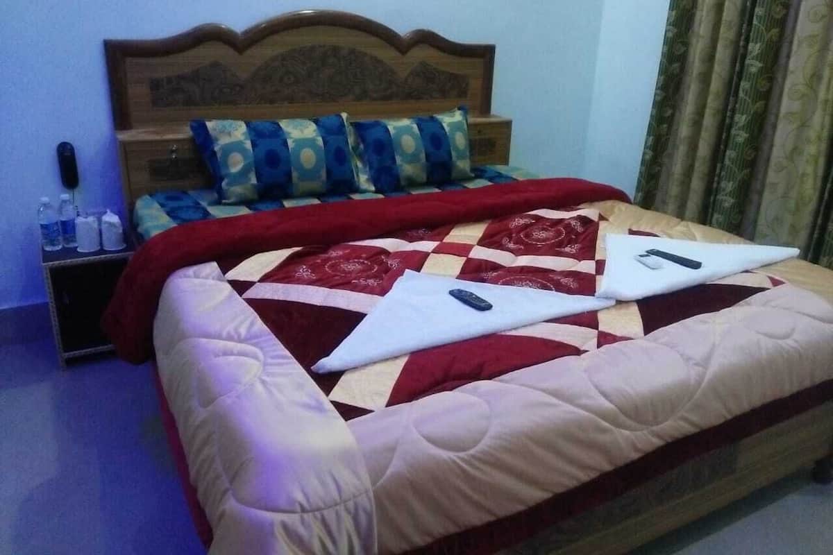 デラックス ルーム | デスク、客室ごとに異なるインテリア