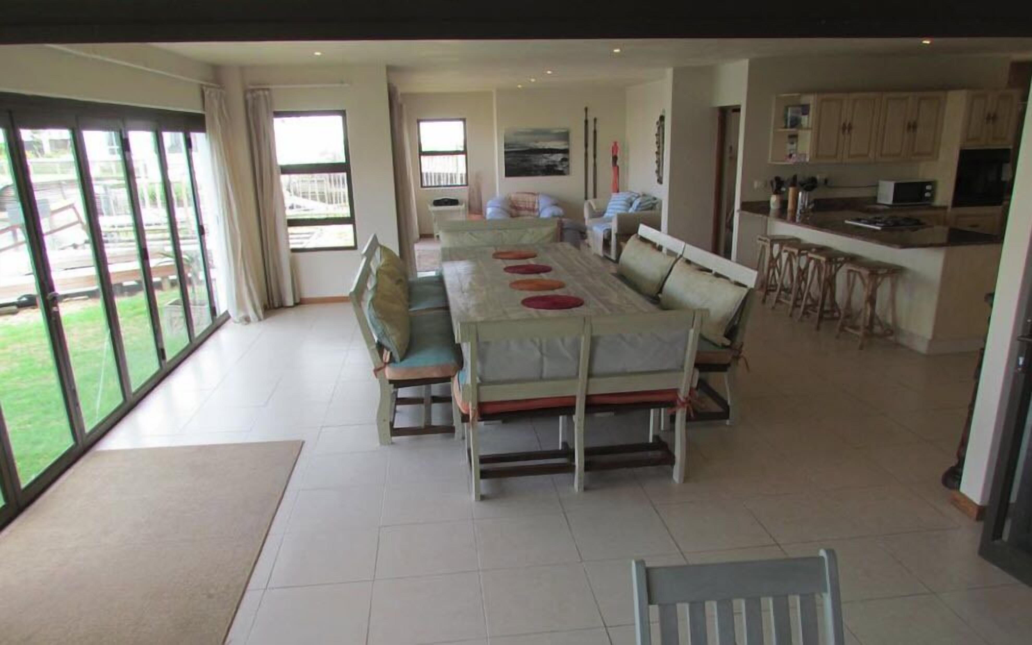 Comfort House | Living area | TV