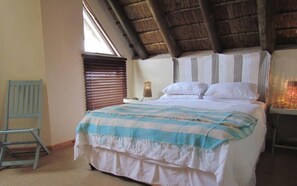 Comfort huis | Een bureau, een strijkplank/strijkijzer, gratis wifi, beddengoed