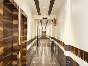 Lobby - Hotel Hometown - Near BKC (Mumbai)