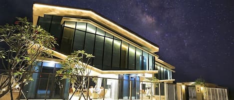 Front of property - evening/night