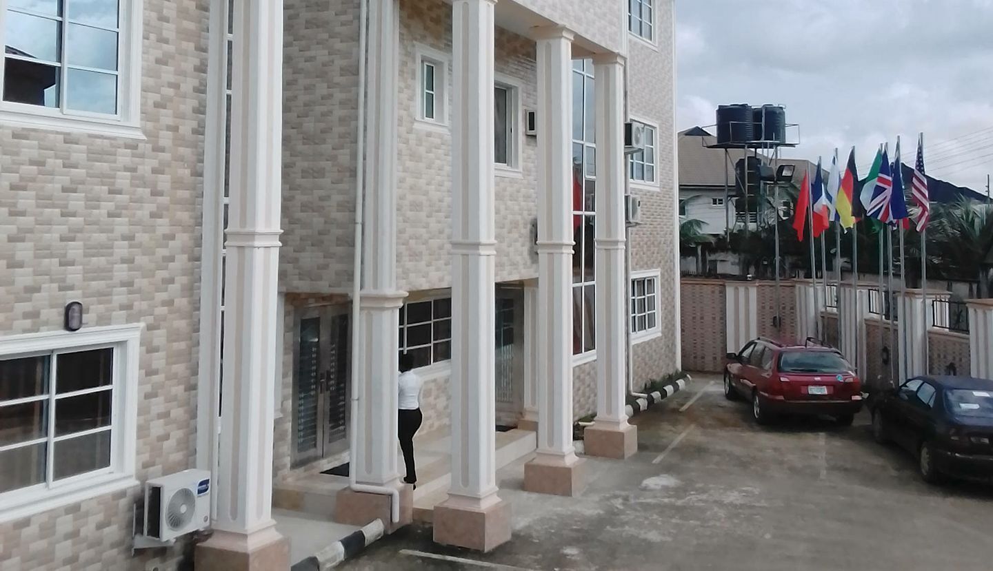 숙박 시설 정면