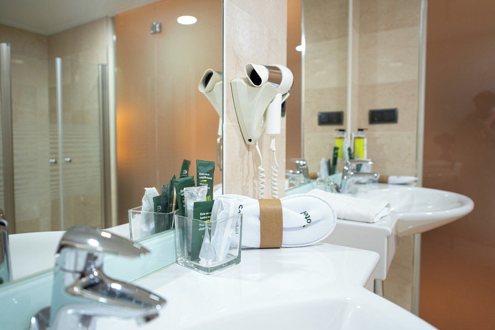 Foto - Sercotel Riscal