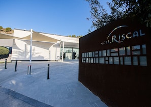 Exterior detail - Sercotel Riscal (Puerto Lumbreras)