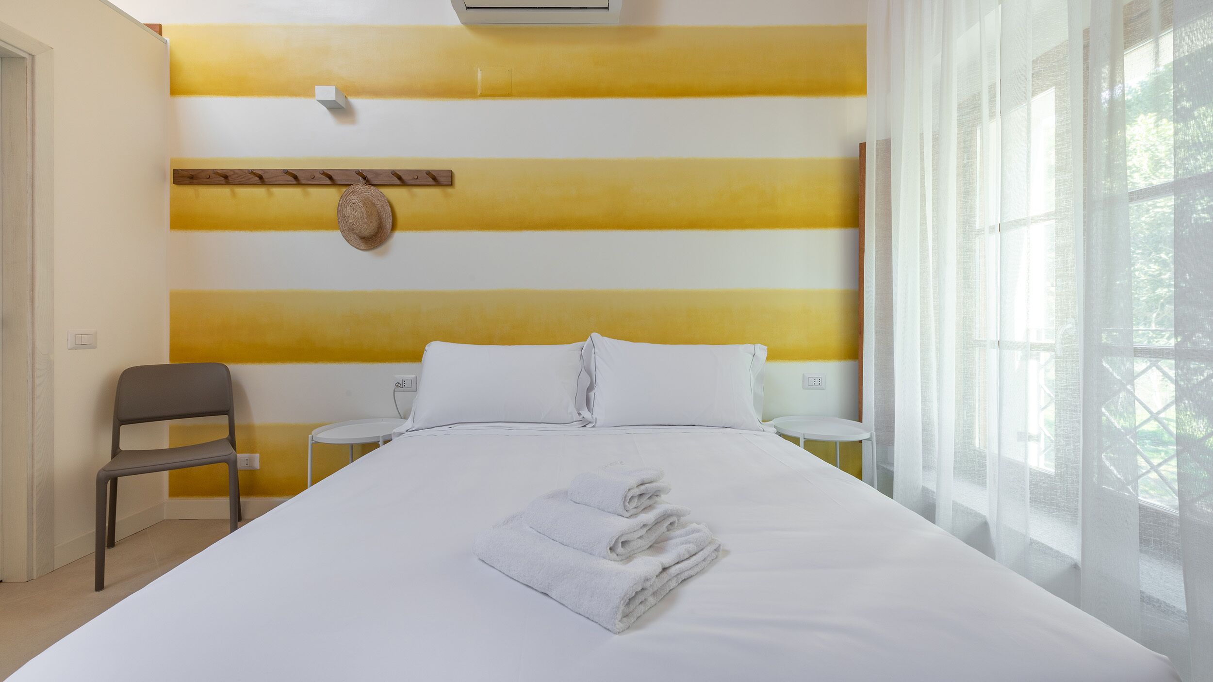 Wifi gratis y ropa de cama