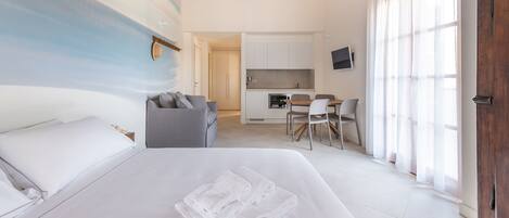 Bügeleisen/Bügelbrett, kostenloses WLAN, Bettwäsche