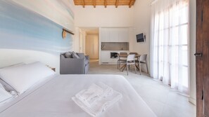 Iron/ironing board, free WiFi, bed sheets