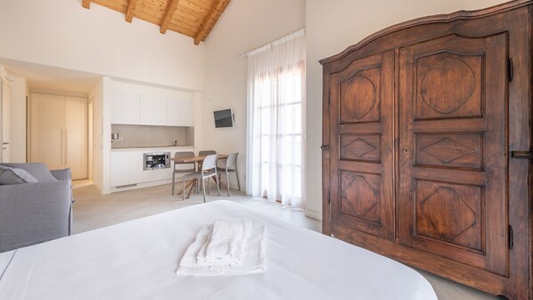 Ferros/tábuas de passar roupa, Wi-Fi de cortesia, roupa de cama