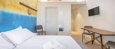 Bügeleisen/Bügelbrett, kostenloses WLAN, Bettwäsche