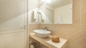 Shower, hair dryer, bidet, towels - CA-H088-FLTI0H1 - Locanda della Meridiana - H (Pula)