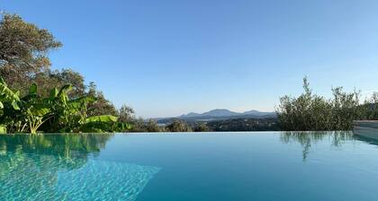 PRESTIGE VILLAS 'Tree Tops' - North East Coast Villa with infinity pool...