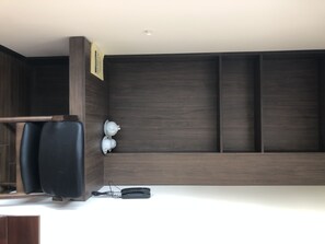 3 habitaciones y caja de seguridad en la habitación 