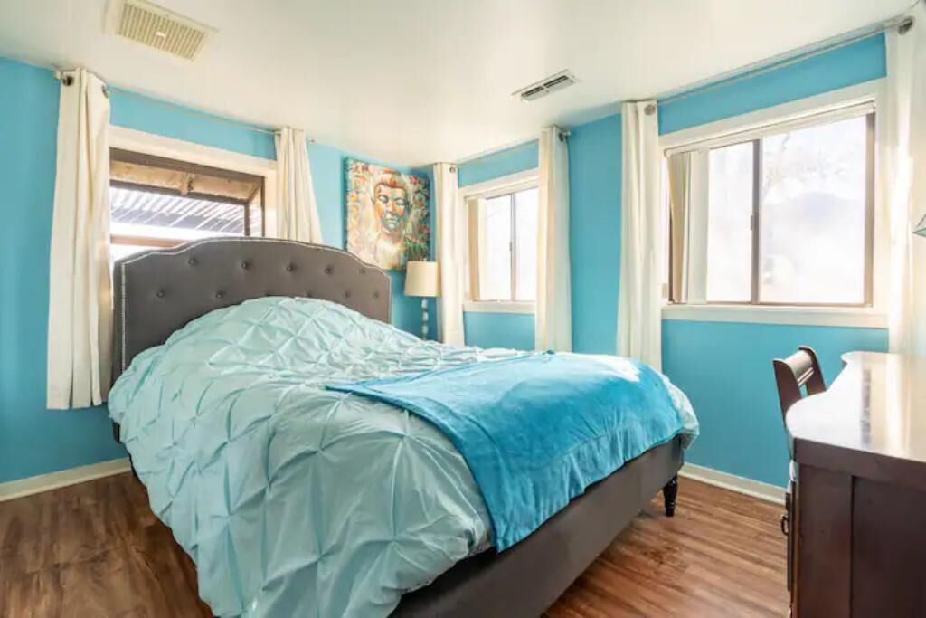 3 chambres, fer et planche à repasser, Wi-Fi gratuit, draps fournis