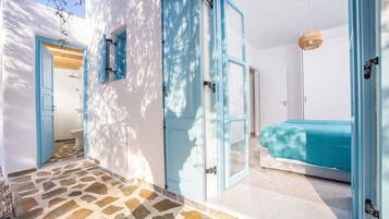 2 bedrooms, in-room safe, iron/ironing board, WiFi