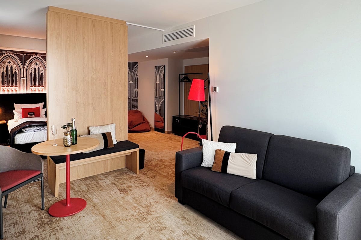 Premium Room, 1 Queen Bed with Sofa bed (Roof Terrace, Family Room) | In-room safe, soundproofing, free cribs/infant beds, free WiFi