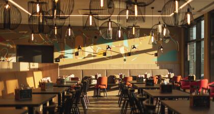 Holiday Inn - the niu, Sparrow Regensburg