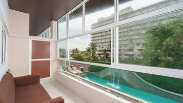 Deluxe Suite | Terrace/patio