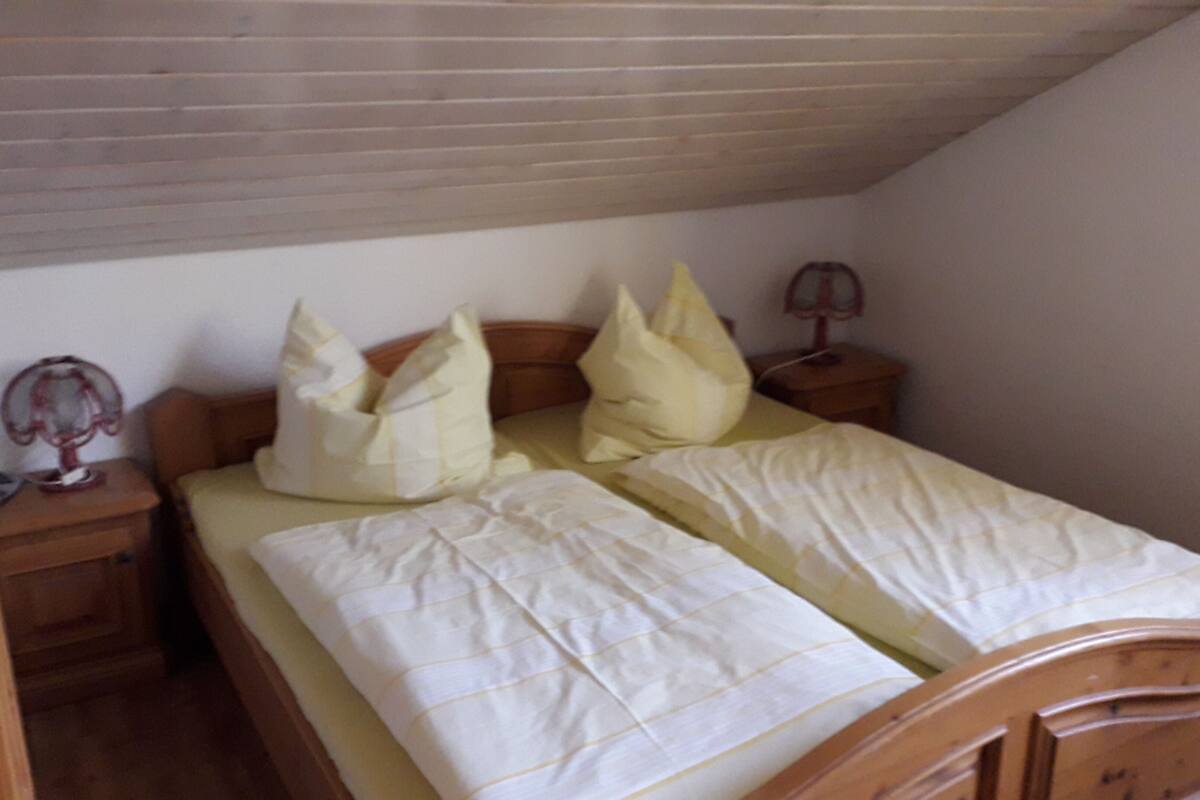 standard double room single use | desk