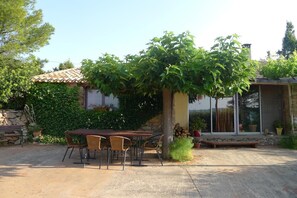 Terrace/patio - Gite Saint Roch (Tuchan)