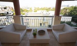 Apartment | View from room - Marousi Luxury Apartment (Marousi)