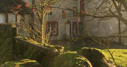 Beautiful 8-bed House in Angus