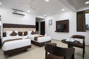 Superior Double or Twin Room - Sairaj Beach Resort (Calangute)
