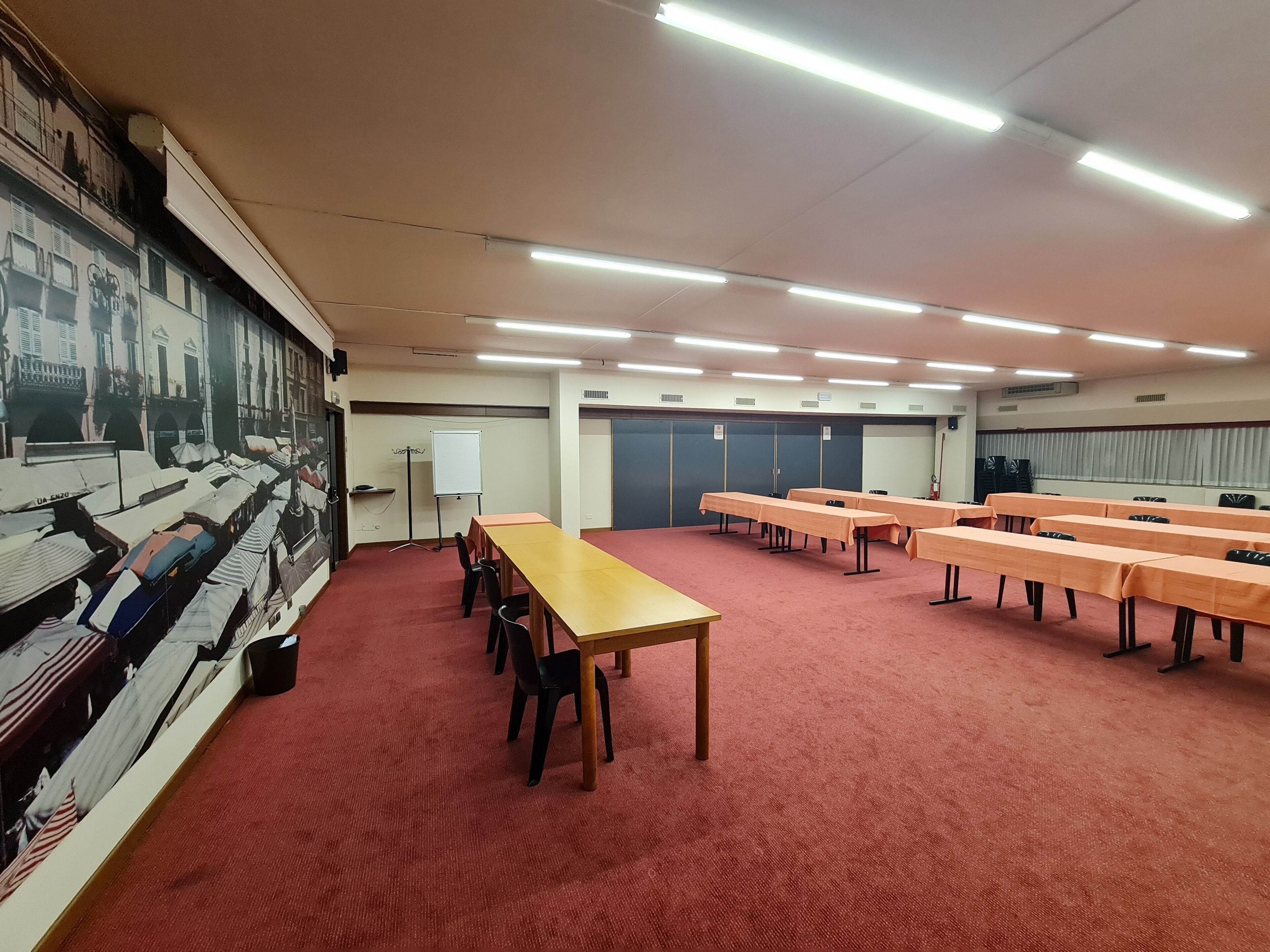 Meeting facility