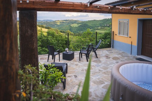 CASA AMBROGI relaxation in the hills exclusive use