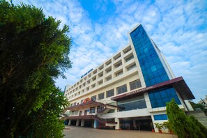 Exterior - Bay View Hotel (Visakhapatnam)