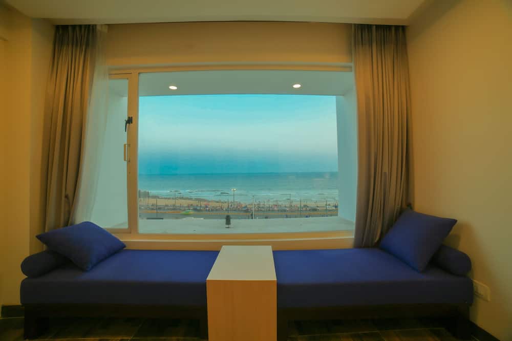Bay View Hotel