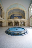 Sauna, hot tub, steam room, hot springs, Turkish bath, body treatments